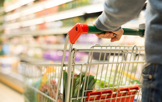 General - supermarket shopping trolley © Minerva Studio stock.adobe.com