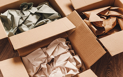 Packaging - cardboard boxes © OlegKovalevich stock.adobe.com