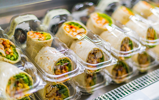 Product - pre-packaged food - FCMs © monticellllo stock.adobe.com