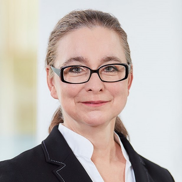 Dr Sabine Lindner